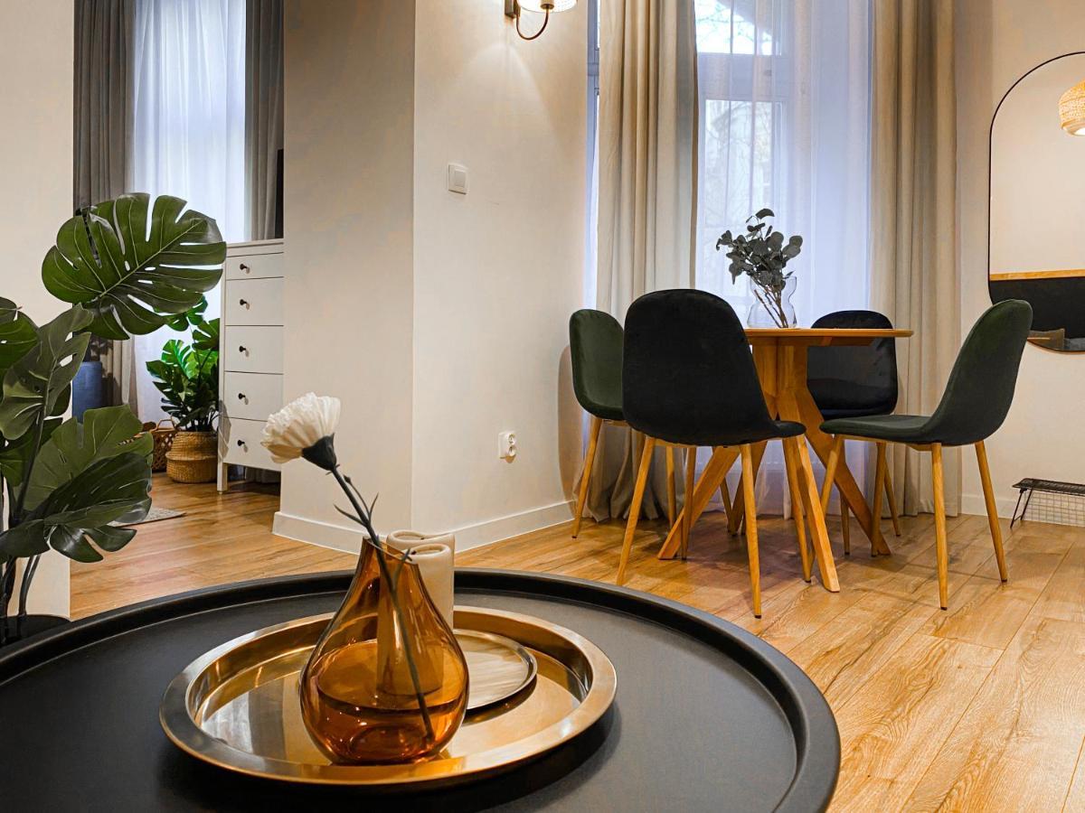 Charming Apartment, Wawel & Old Town Apartment Krakau
